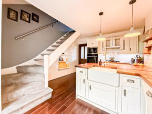 Photo 21- click for photo gallery